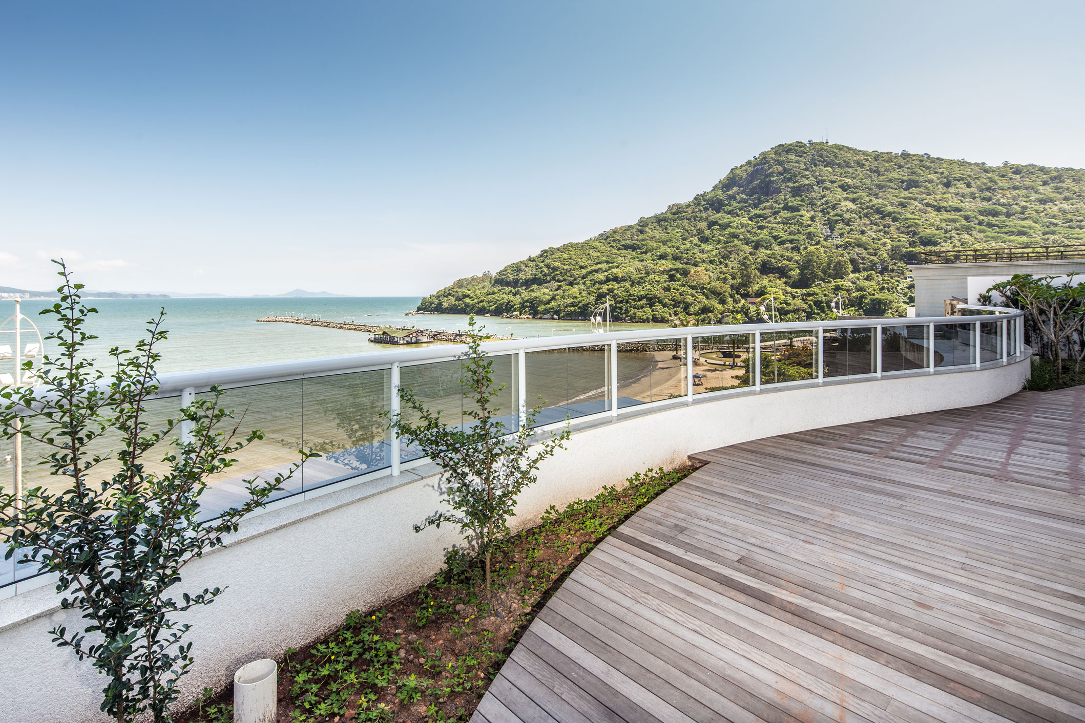 Ibiza Towers – Empreendimento 100% pronto frente mar na Barra Sul com 4 suítes e lazer de resort - imagem 10